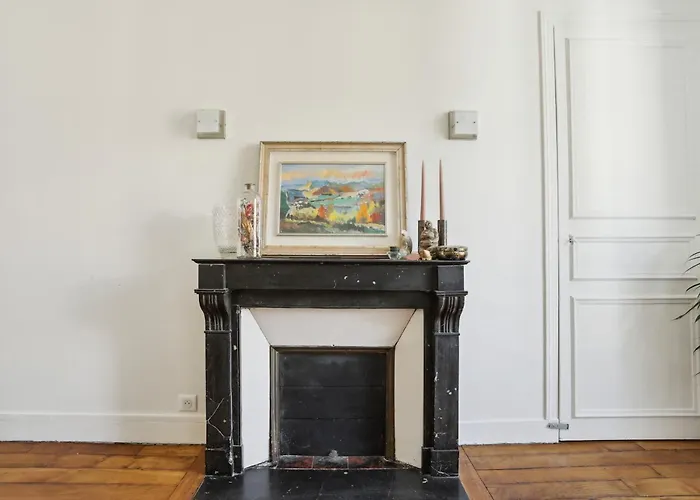 2Br Near Le Marais Paris