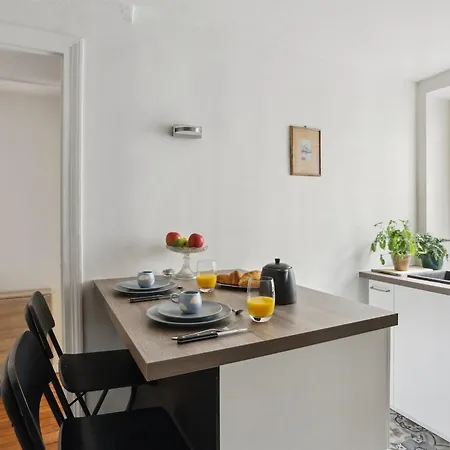 2Br Near Le Marais Apartmán *